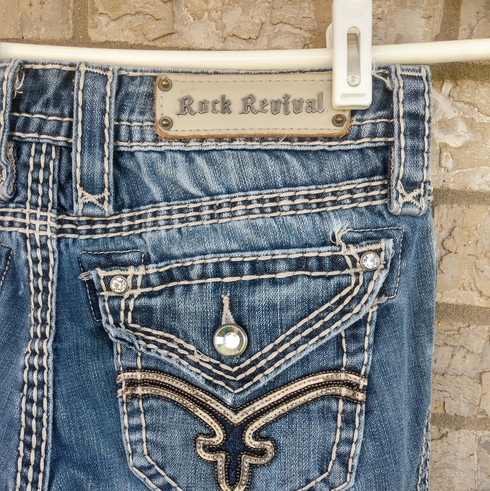 Rock & Revival jeans size 25 measures 28